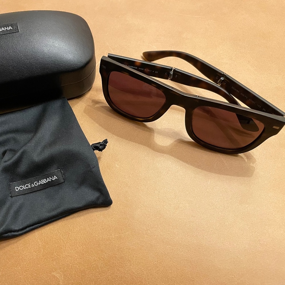 Men’s collapsible Dolce & Gabbana sunglasses